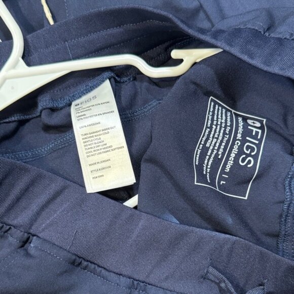 Figs Deep Blue Medical Scrub Set - Picture 8 of 8